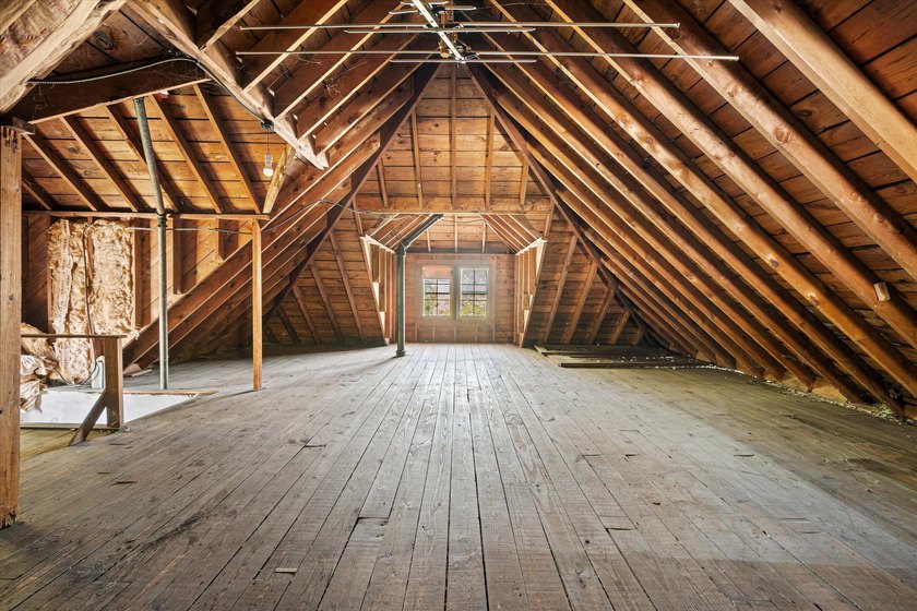 Rare Investment Opportunity in Whitefish Bay Steps From Lake - photo 18