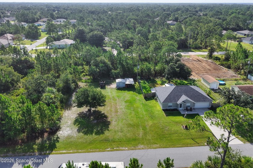 RARE DOUBLE LOT! Brand New Roof in 2026, Brand new beautiful - photo 27