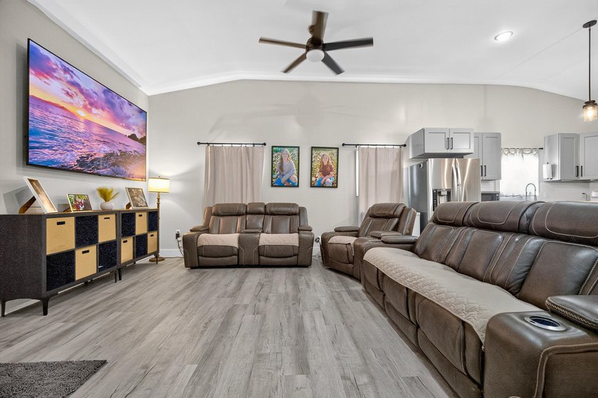 Escape to your own private country retreat on 13.33 breathtaking - photo 9