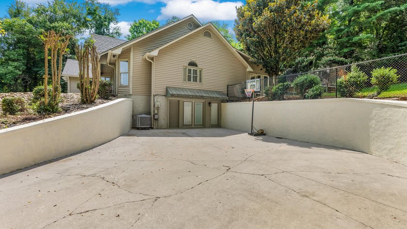 Tucked just minutes from the lake, this spacious home offers - photo 39