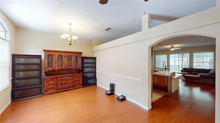 There's plenty of space inside and outside of this 5 Bedroom, 2 - photo 2