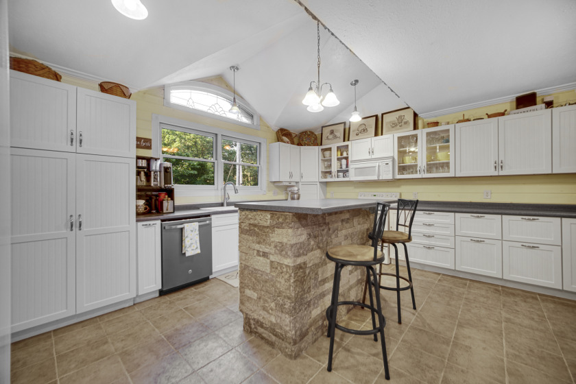 Lake Latonka lifestyle! - photo 23