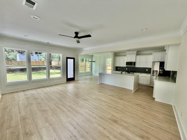 $10,000 in buyer's closing costs/prepaids and/or rate buy down - photo 5