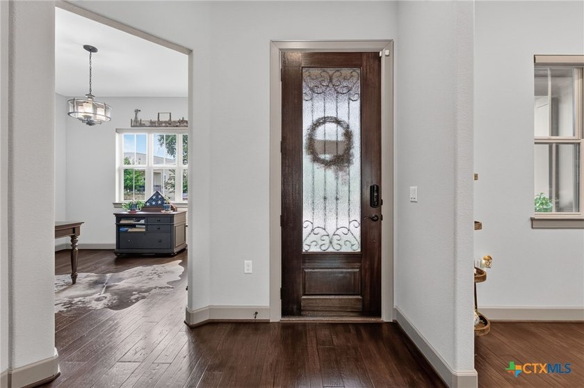 A truly exceptional home has arrived! This highly sought-after - photo 2