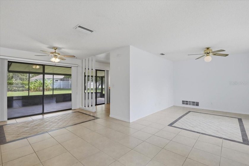 Welcome home to 10 Fenwick Lane, a charming starter home or - photo 6