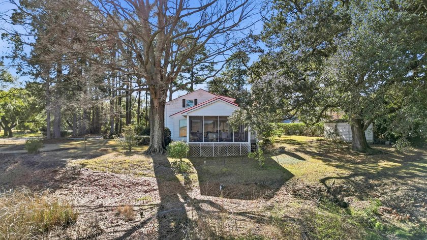 613 Cypress Ct. offers a perfect blend of southern charm and - photo 31