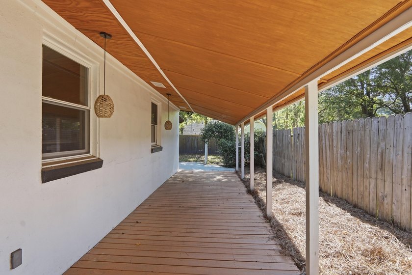 Welcome to 32 Briarcliff Dr., a beautifully updated 4-bedroom - photo 5