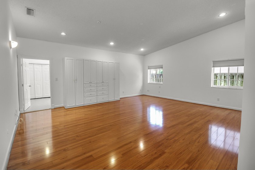 Welcome to this exceptional single-story residence in Westport - photo 22
