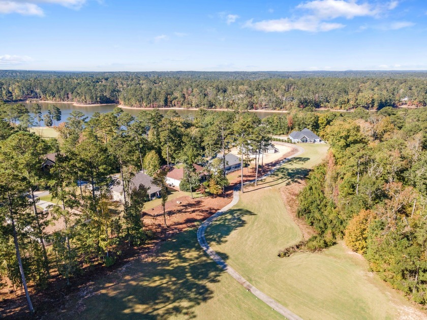 Experience refined living at 311 Katy Lane, perfectly positioned - photo 8
