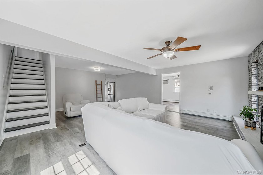 This is the one you've been waiting for! Welcome to 90 Twin Lane - photo 8