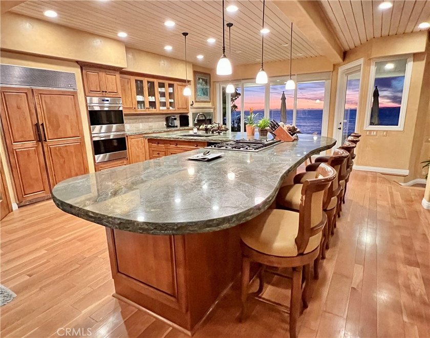 Turn-Key! Spectacular Ocean Front home overlooking Crescent Bay - photo 12