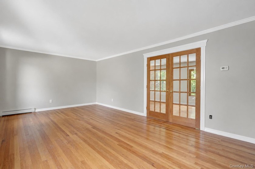 Ready for room to spread out? This generously proportioned - photo 14