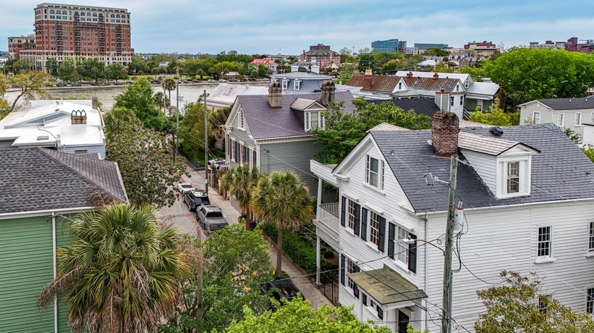 Exceptional opportunity to purchase this historic Harleston - photo 5