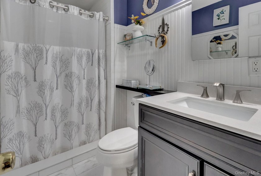 Ready for room to spread out? This generously proportioned - photo 37
