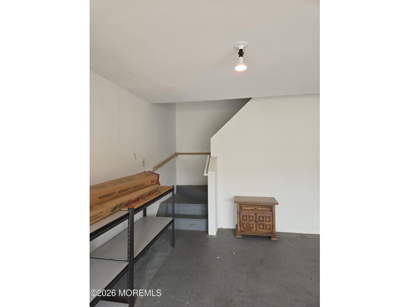 Welcome to this beautifully maintained EXPANDED Wentworth model! - photo 46