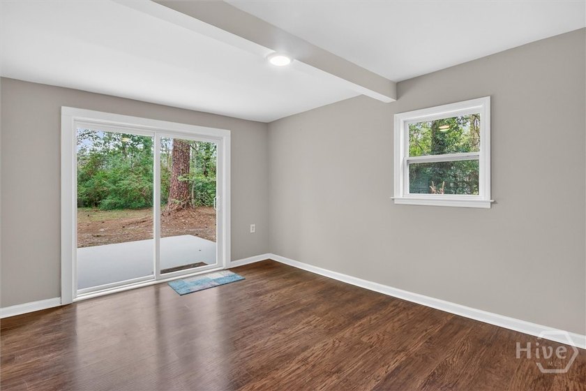 Welcome to this beautifully renovated 3-bedroom, 1-bath ranch - photo 14