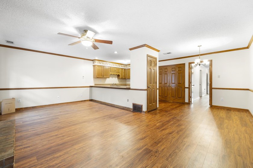 Back on the market with a new roof. Bartlett Place Condominium - - photo 6