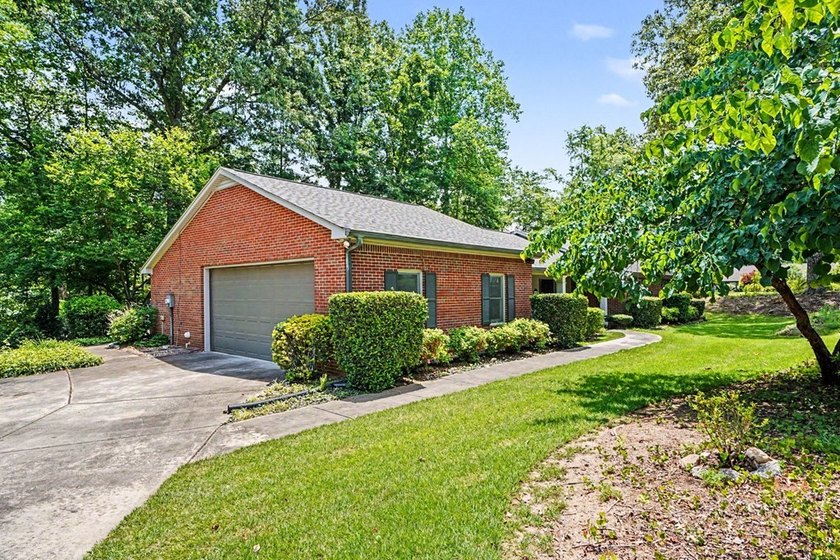 A great opportunity to own a home in the desirable community of - photo 22
