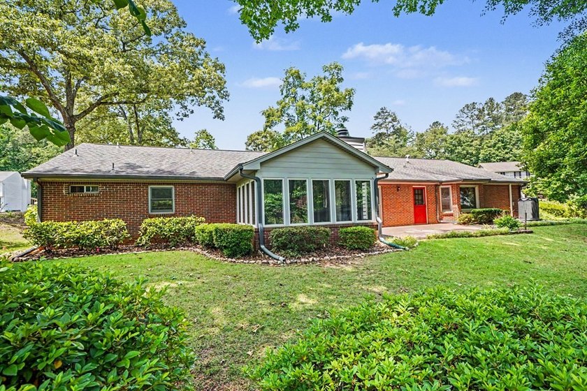 A great opportunity to own a home in the desirable community of - photo 25