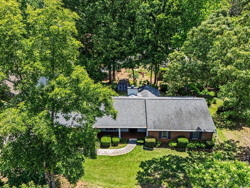 A great opportunity to own a home in the desirable community of - photo 29