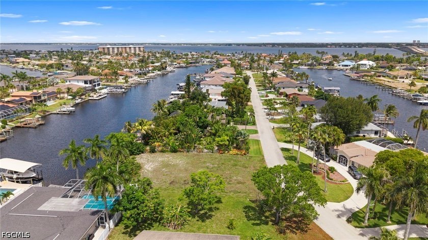 Great waterfront lot offering direct Gulf access with no bridges - photo 5