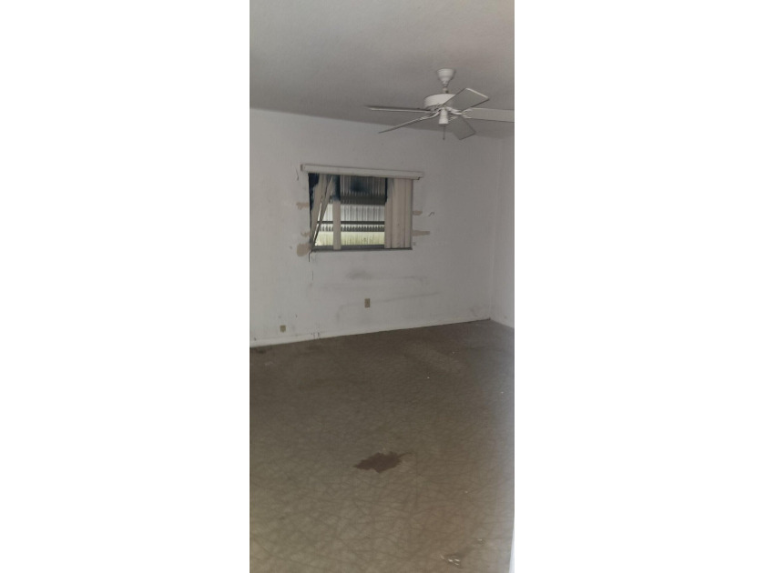 ATTENTION INVESTORS !! Come see this Bank owned, three bedroom 2 - photo 7