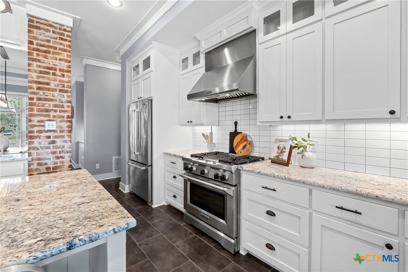 **OPEN HOUSE THIS SATURDAY (11-2) &amp; SUNDAY (1-4). Custom-built - photo 10