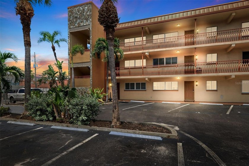 Treasure Island Waterfront Investment Condo | No Rental - photo 8