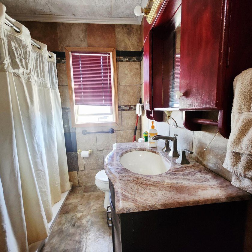 Huge opportunity to acquire a high-visibility commercial - photo 21