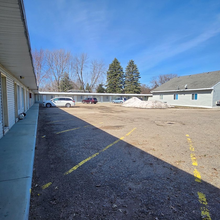 Huge opportunity to acquire a high-visibility commercial - photo 28