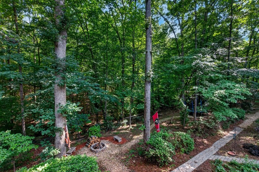 PLEASE FIND VIDEO TOUR LINK Custom-built Southern Living-style - photo 42