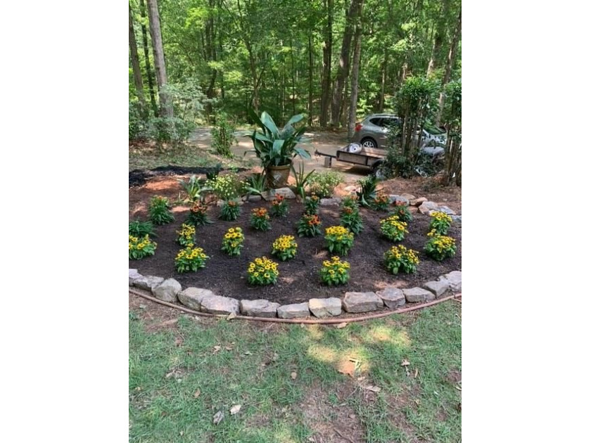 PLEASE FIND VIDEO TOUR LINK Custom-built Southern Living-style - photo 43