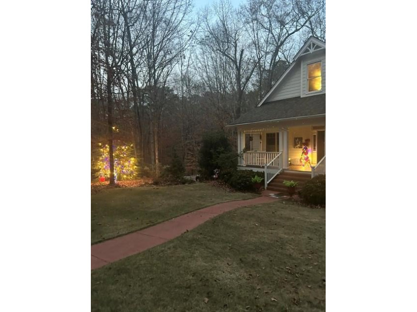 PLEASE FIND VIDEO TOUR LINK Custom-built Southern Living-style - photo 45