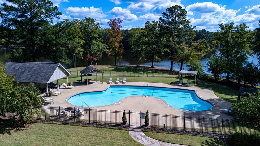 PLEASE FIND VIDEO TOUR LINK Custom-built Southern Living-style - photo 50