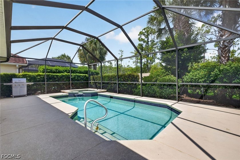 Presenting an exceptional opportunity to acquire a meticulously - photo 3