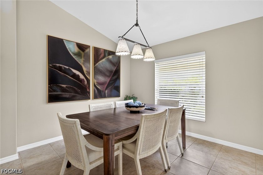Presenting an exceptional opportunity to acquire a meticulously - photo 8
