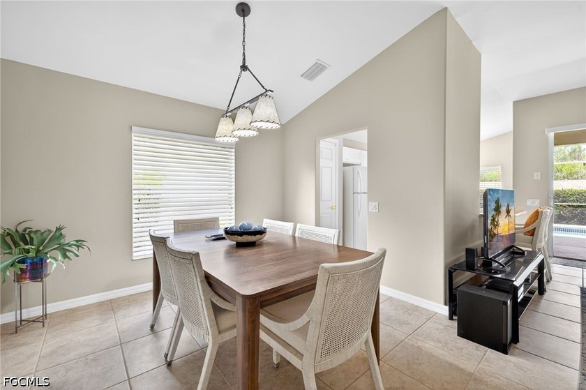 Presenting an exceptional opportunity to acquire a meticulously - photo 9