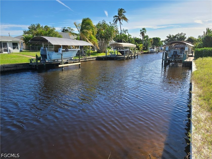 *** One of the best priced lots available in the prestigious - photo 2