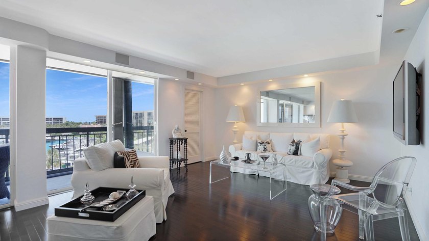 Beautifully reimagined with a refined designer aesthetic, this - photo 18