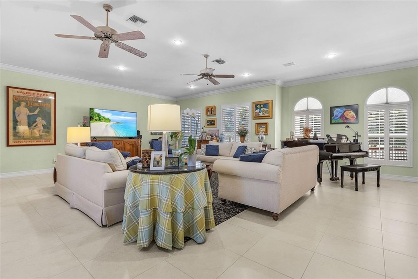 Stunning home with 3 Bedrooms, 3 Bathrooms, office/den and 3 Car - photo 6