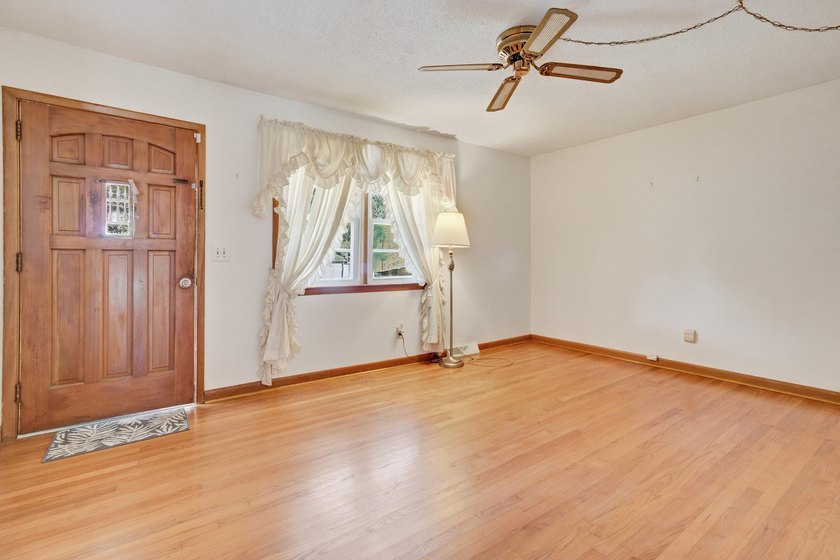 If you are looking for an opportunity to own in Hanahan for - photo 7