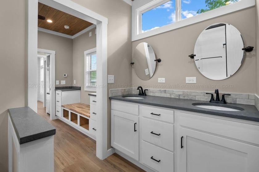 Welcome to The Cottages at Smith Lake - A Luxury Tiny Home - photo 11