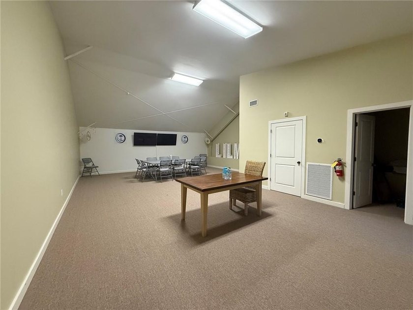 This professional 2500 SF two-level office retail commercial - photo 12