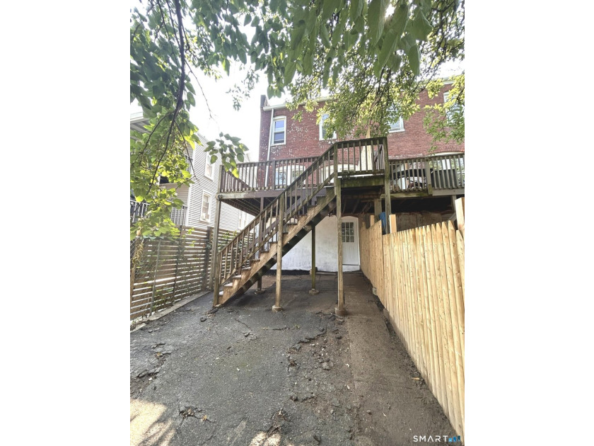 Investors or Savvy Homeowners! Welcome to this beautifully - photo 19