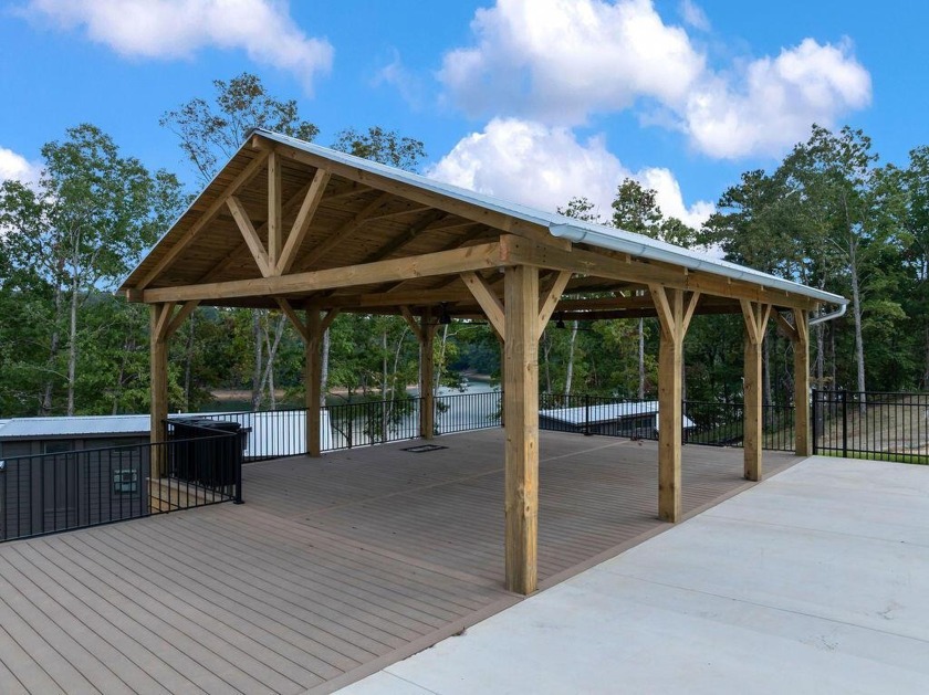 Welcome to The Cottages at Smith Lake - A Luxury Tiny Home - photo 19