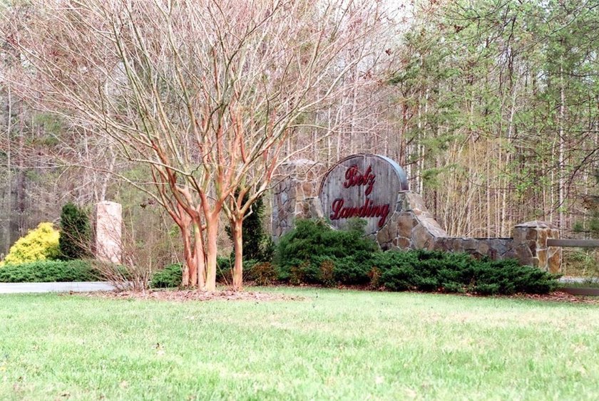 Large waterfront lot on the Great Wicomico ready to build with - photo 7