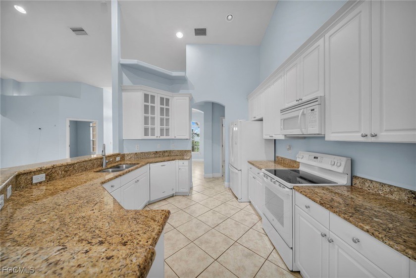 Your New Home Awaits . This contemporary residence combines - photo 14