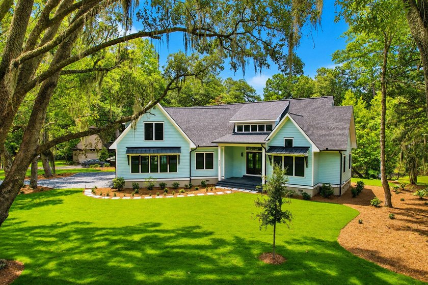 Gorgeous new construction in picturesque Stono Ferry on secluded - photo 7
