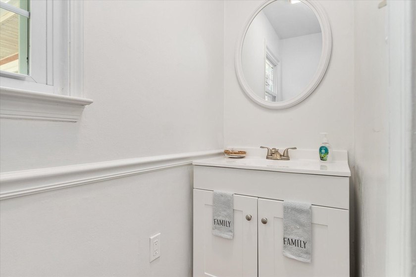 Move-in ready rambler with 4 bedrooms and 2.5 baths. The home - photo 21