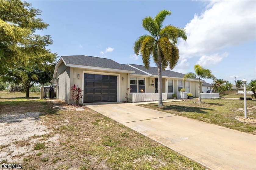 Welcome to this newly listed home in NE Cape Coral! This - photo 3
